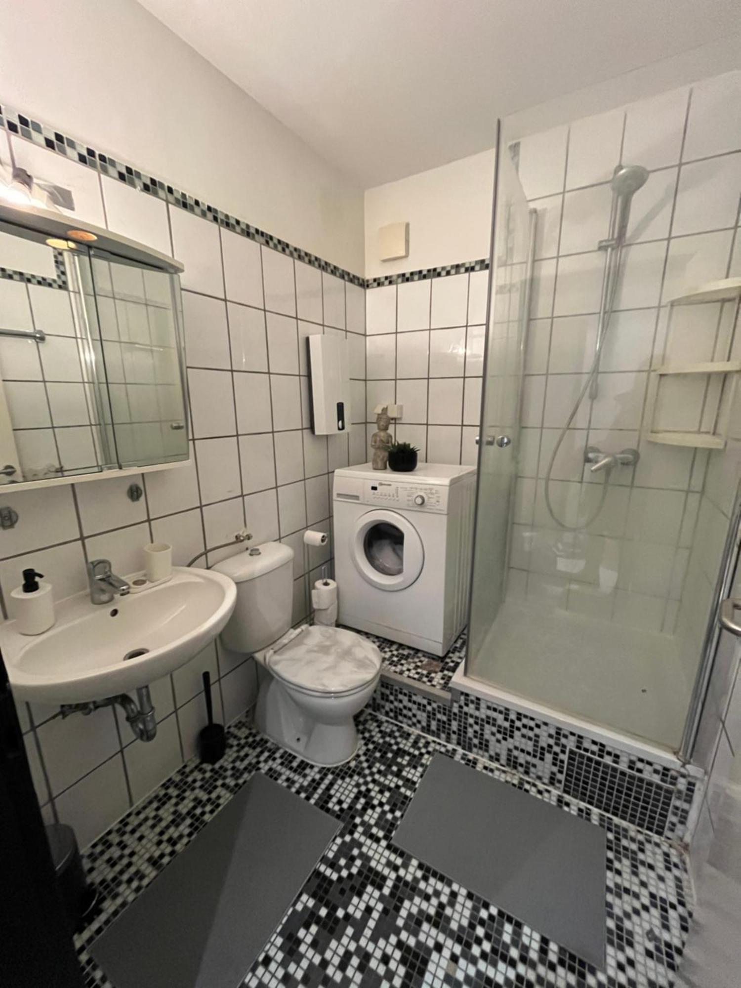 Simplex Apartments Am Marktplatz Карлсруе Екстериор снимка